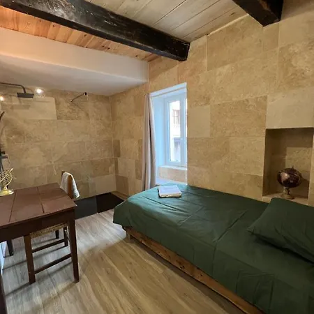 فندق مبيت وإفطار Les Chambres D'olt Saint-Côme-dʼOlt
